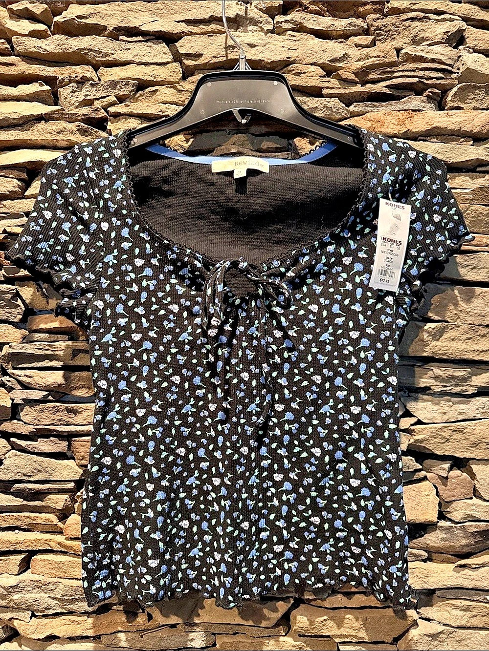 Rewind Floral Short Sleeve Blouse in Black & Blue Size Medium NWT